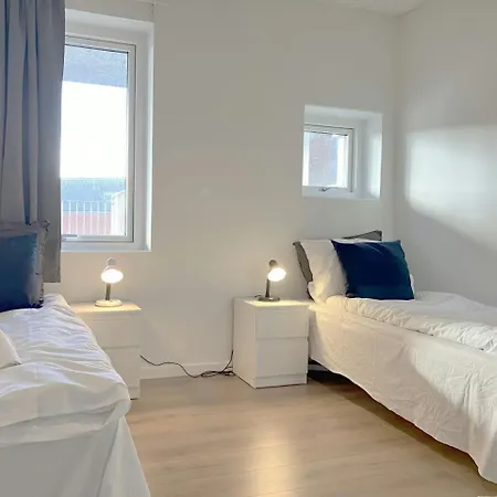 And Spacious For 10 *